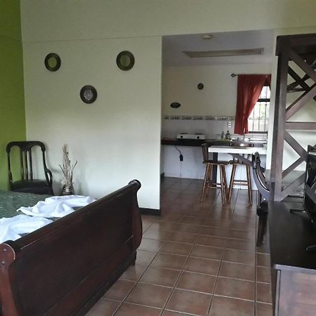 Dos Palmas Studio Apartments Santiago Este Exterior photo